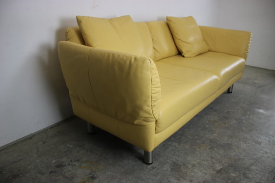 Image 1 of Rolf Benz Canapé trois places en cuir véritable jaune Canapé design fonction