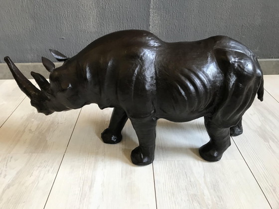 Image 1 of Cuir d'hippopotame et de rhinocéros