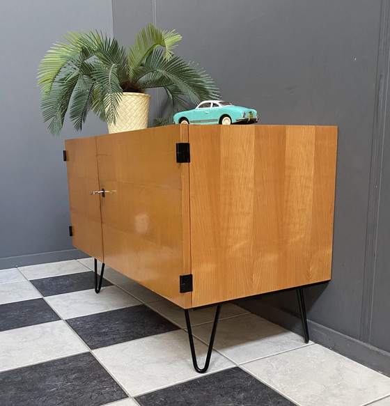 Image 1 of Meuble bas en bois blond 1970S