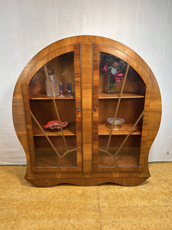 Image 1 of Art Déco Brocante Vintage Vitrine en Noyer avec Design Sunburst 1930-1940