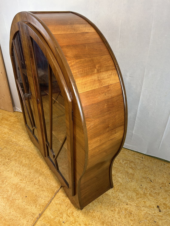 Image 1 of Art Déco Brocante Vintage Vitrine en Noyer avec Design Sunburst 1930-1940