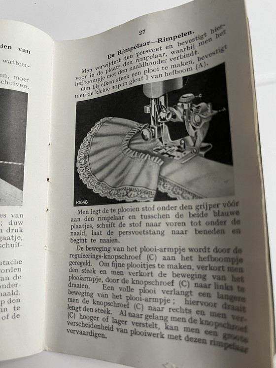 Image 1 of Machine à coudre Singer de 1928