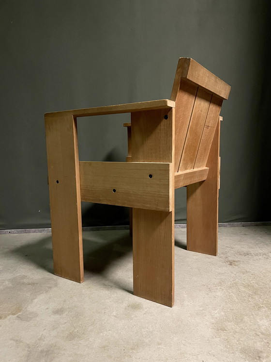 Image 1 of Paire de chaises à accoudoirs en cagette de Gerrit Rietveld pour Cassina, 1980S