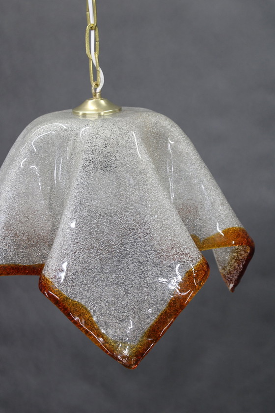 Image 1 of Grande lampe suspendue en verre de Murano des années 1980, Italie