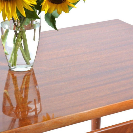 Image 1 of Longue table basse vintage en acajou et chêne, Tchécoslovaquie 1960