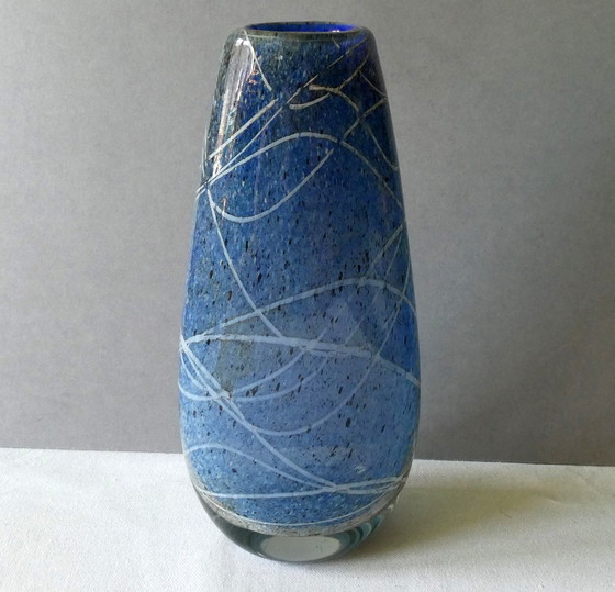 Image 1 of Vase design, lourd, verre épais, années 1980, fabricant inconnu
