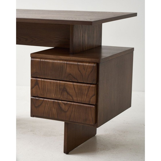 Image 1 of Bureau vintage en chêne par Bohumil Landsman, Tchécoslovaquie 1970