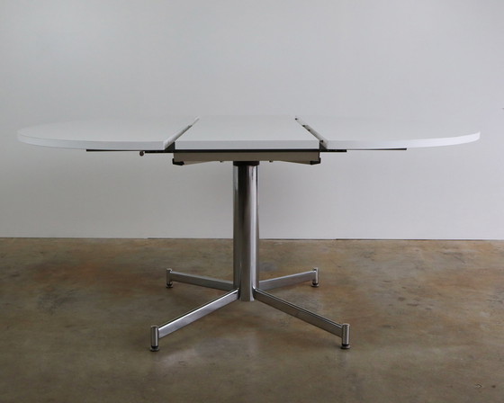 Image 1 of Table à manger ronde extensible vintage