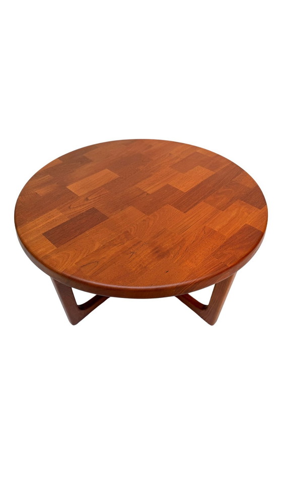 Image 1 of Table basse en teck massif Niels Bach