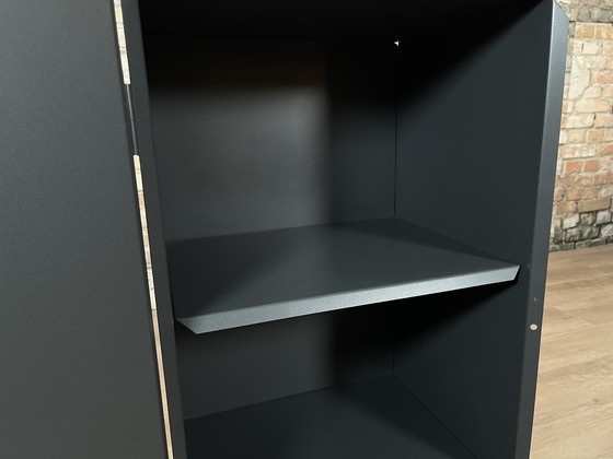 Image 1 of Cabinet Lande 45