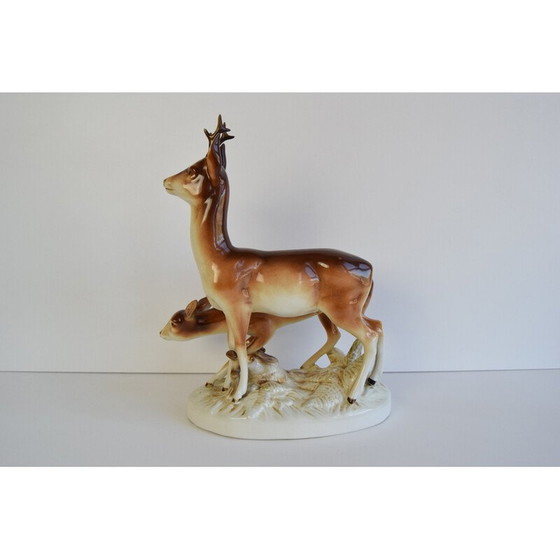 Image 1 of Sculpture vintage en porcelaine représentant un cerf et une biche de Royal Dux, Tchécoslovaquie 1950