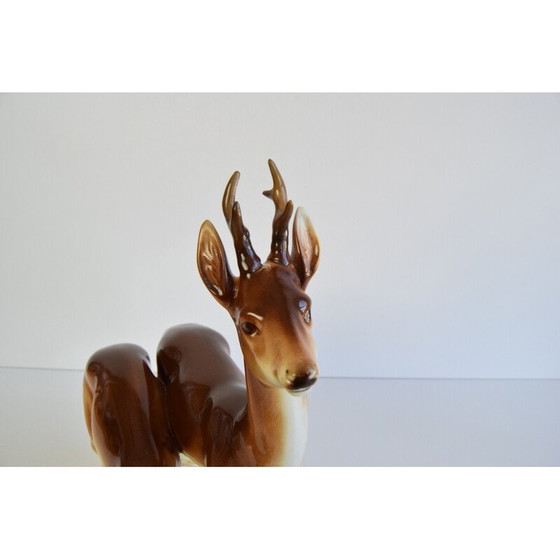 Image 1 of Sculpture vintage en porcelaine représentant un cerf et une biche de Royal Dux, Tchécoslovaquie 1950