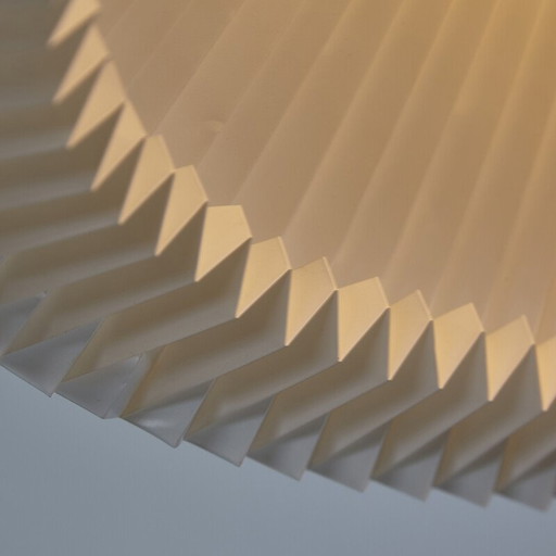 Lampe suspendue vintage modèle 1-27 en feuille de plastique par Tage Klint pour Le Klint, 1940