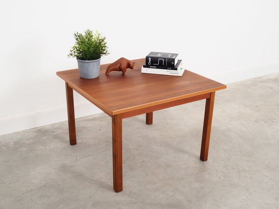 Image 1 of Table basse en teck, Design danois, 1970S, Production : Danemark