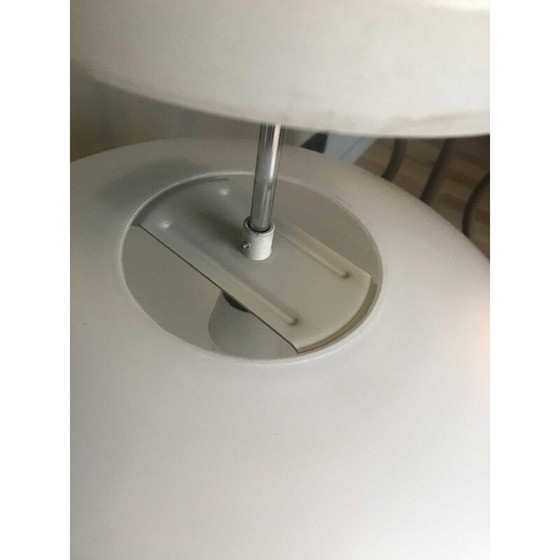 Image 1 of Pendentif ovale vintage en opaline 1950s