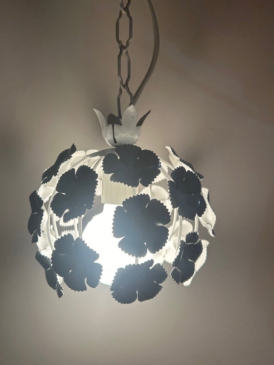 Image 1 of Lustre Boule De Fleurs En Métal 