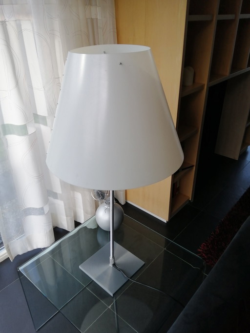 Lampe de table basse