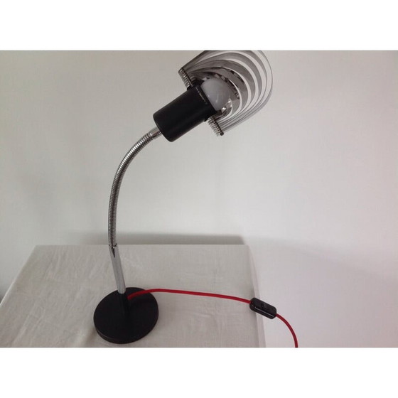 Image 1 of Lampe vintage en acier argenté et flexible avec abat-jour en forme de lame, Suisse 1970