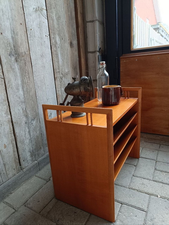 Image 1 of Porte-revues / Table d'appoint Mid-Century Modern
