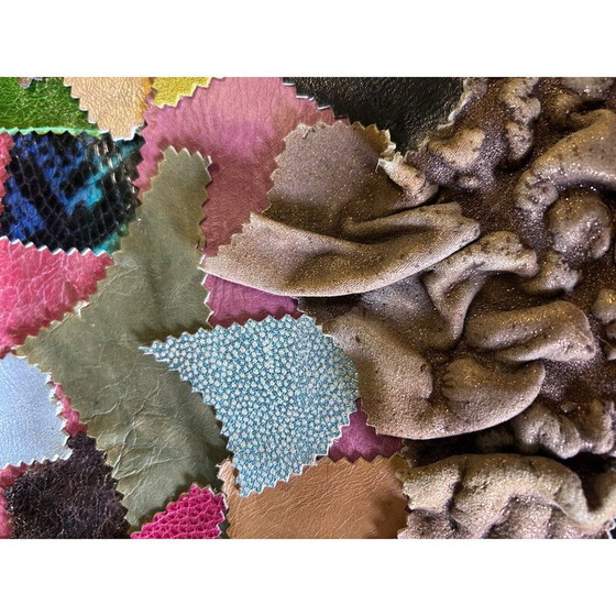 Image 1 of Miroir patchwork en cuir vintage par Peter M