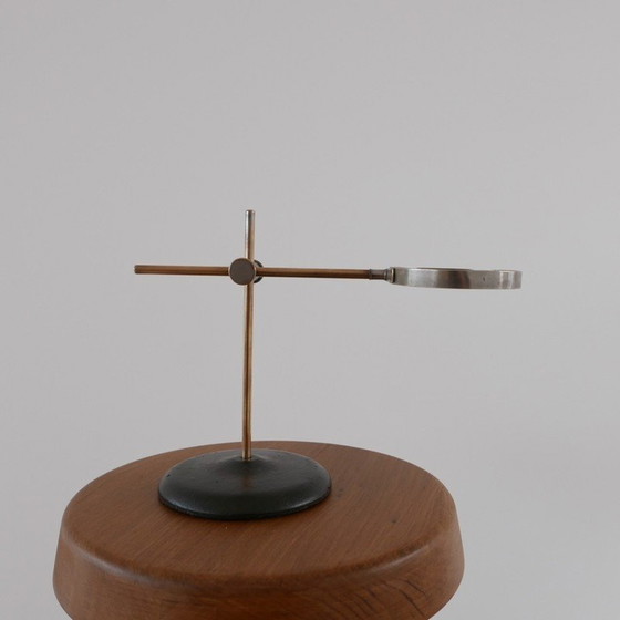 Image 1 of Lentille de bureau vintage en laiton Curio décoratif, Angleterre années 1920