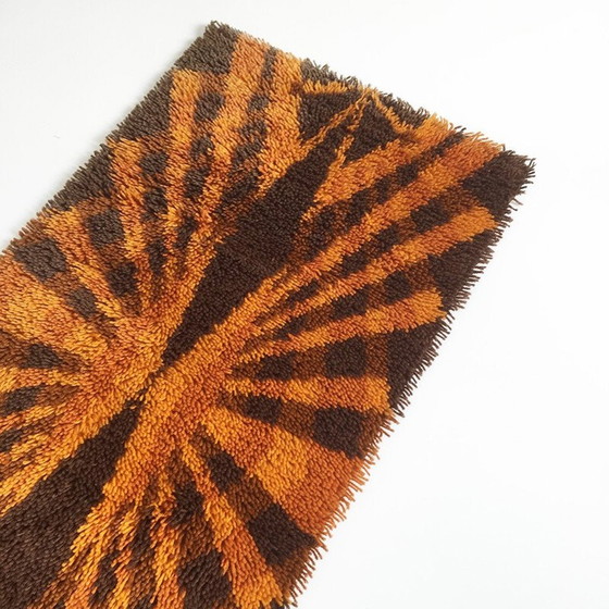 Image 1 of Tapis scandinave en laine mélangée orange et marron - années 1970