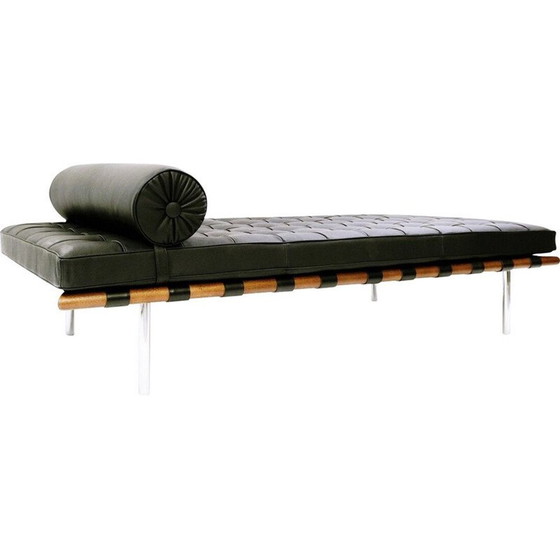 Image 1 of Lit de jour en cuir du Mid Century modèle "Barcelona" par Ludwig Mies van der Rohe pour Knoll