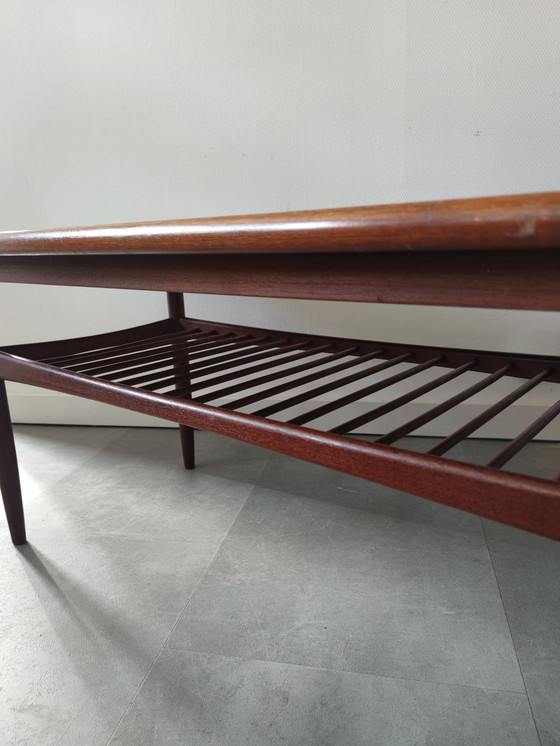 Image 1 of Table basse vintage en teck