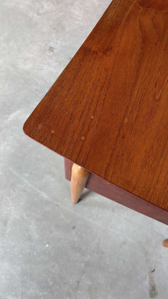 Image 1 of Bureau Vintage Teck + Chêne 2 faces