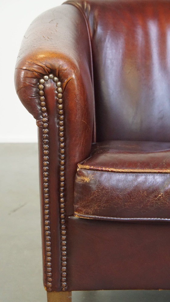 Image 1 of Fauteuil club en peau de mouton couleur cognac