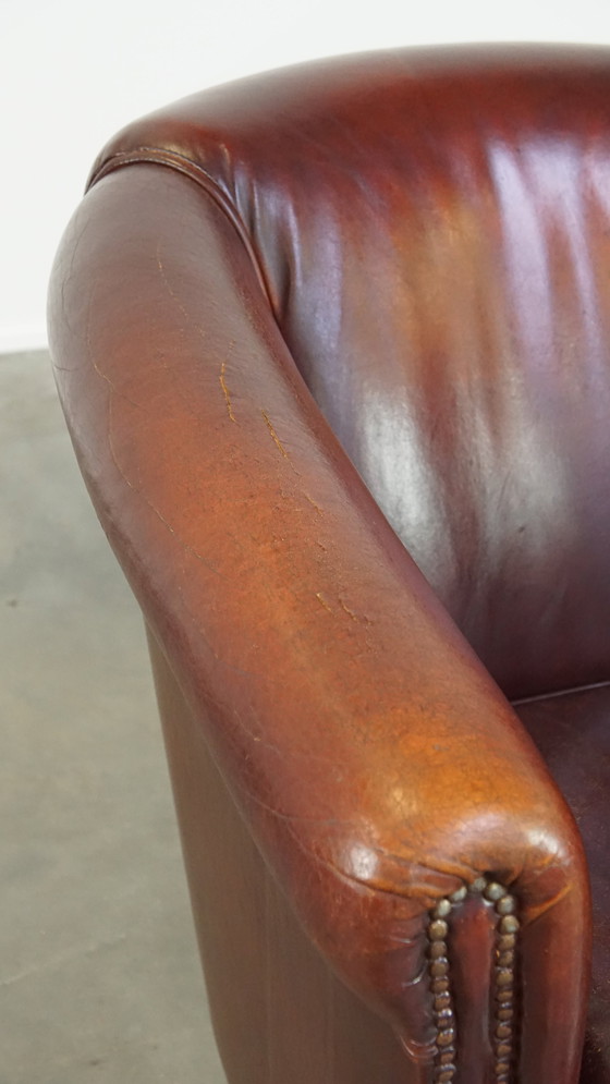 Image 1 of Fauteuil club en peau de mouton couleur cognac