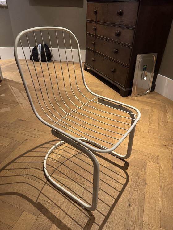 Image 1 of Chaise en acier blanc