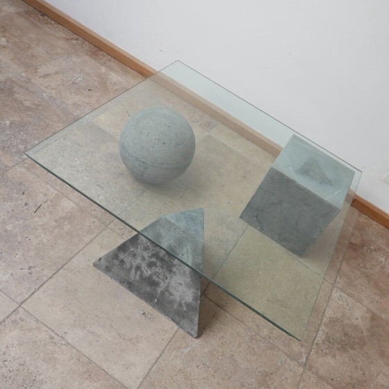 Image 1 of Table basse vintage en béton, Italie 1980