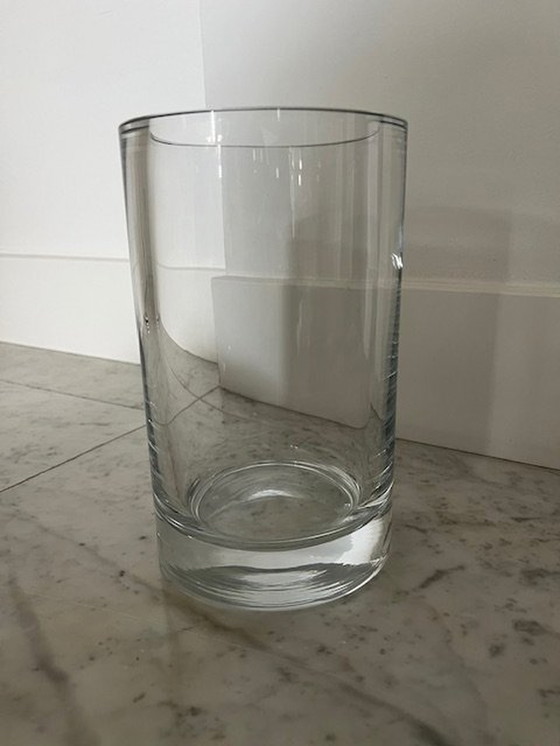 Image 1 of Vase cylindrique en verre épais transparent