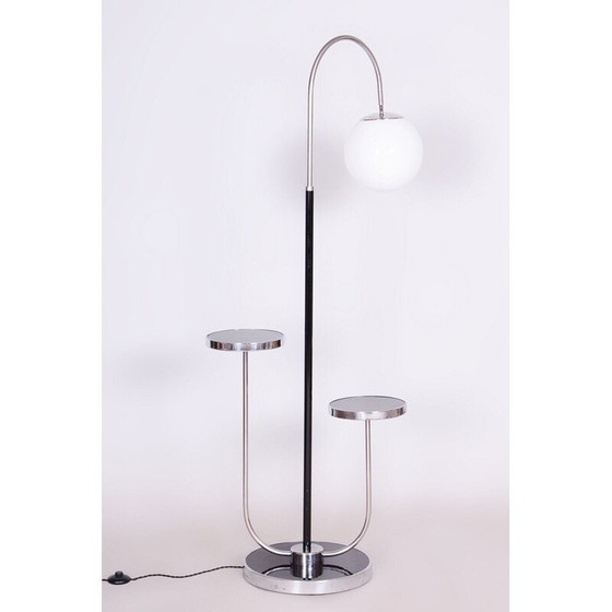 Image 1 of Lampadaire vintage en acier chromé et verre opale par J. Halabala, UP Zavody, Tchécoslovaquie 1930