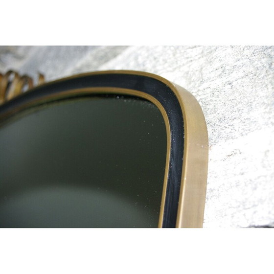 Image 1 of Miroir vintage en laiton, 1950