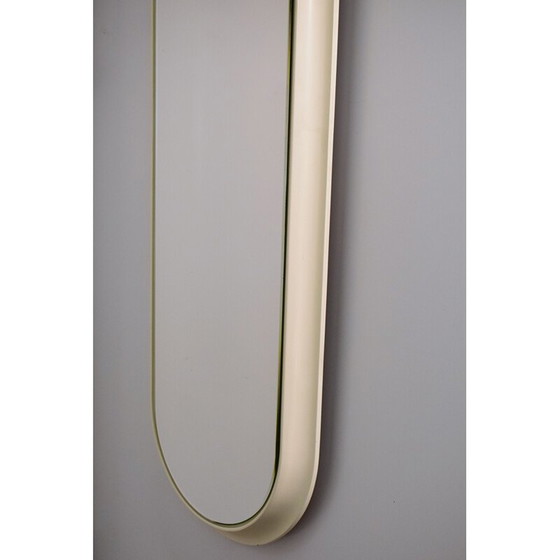 Image 1 of Miroir ovale vintage en bois laqué blanc, 1960