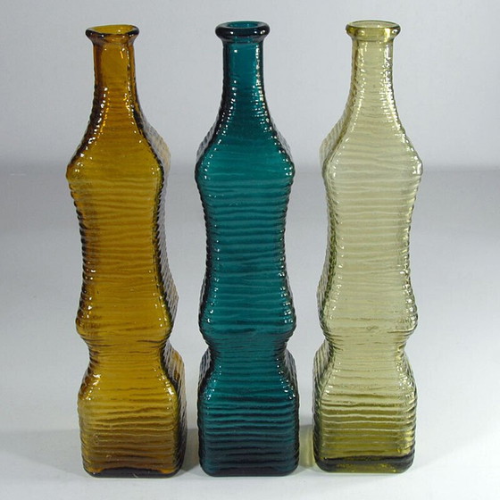 Image 1 of Ensemble de 3 bouteilles en verre vintage, Italie 1960