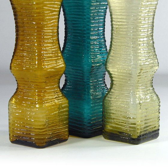 Image 1 of Ensemble de 3 bouteilles en verre vintage, Italie 1960