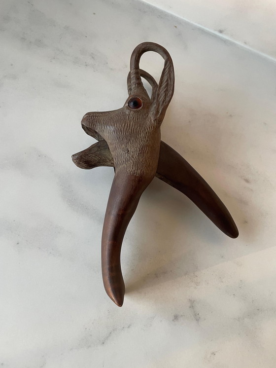Image 1 of Rare ; Casse-noisette "Forêt-Noire" en bois sculpté