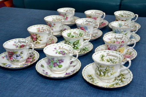 Royal Albert - Fleur du mois