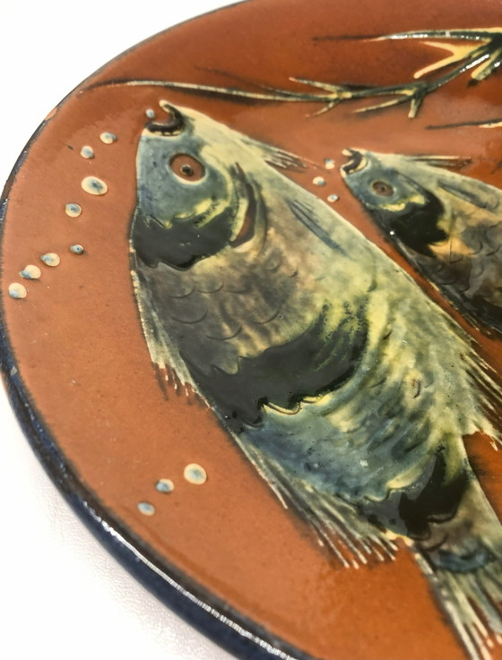 Image 1 of Plat Artisanal Diaz Costa Pour Puigdemont En Céramique Émaillée Décor Poissons