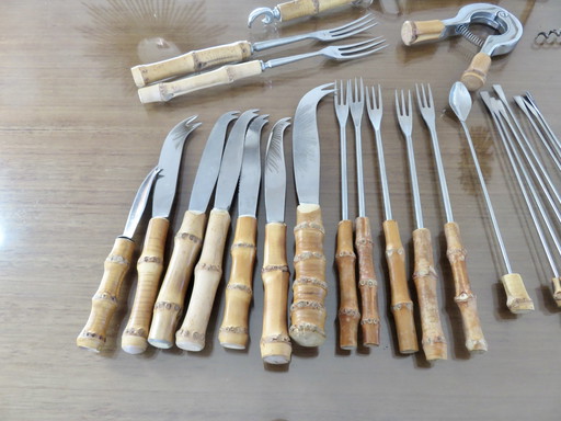 Série De 35 Pièces, Manche En Bambou Véritable, 1970