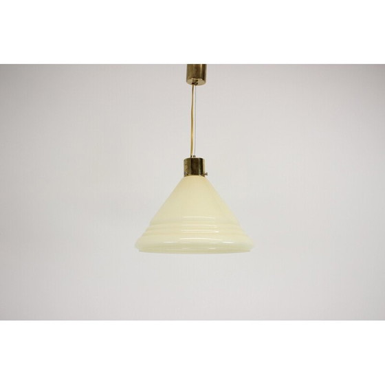 Image 1 of Lampe suspendue vintage en verre et laiton, Tchécoslovaquie, années 1970