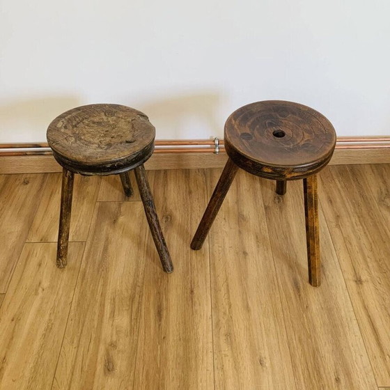 Image 1 of Paire de tabourets tripodes en bois vintage
