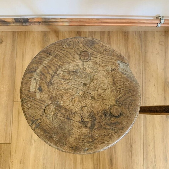 Image 1 of Paire de tabourets tripodes en bois vintage