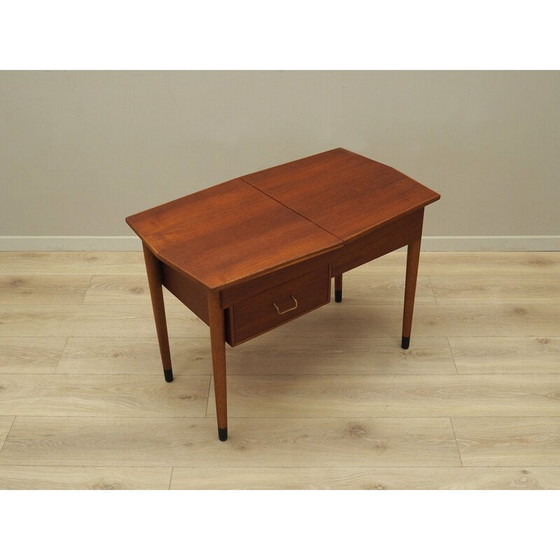 Image 1 of Table de couture en teck, design danois, années 1960, production : Danemark