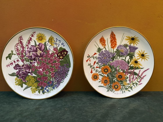 Image 1 of Franklin Mint Fleurs de l'année 12 assiettes