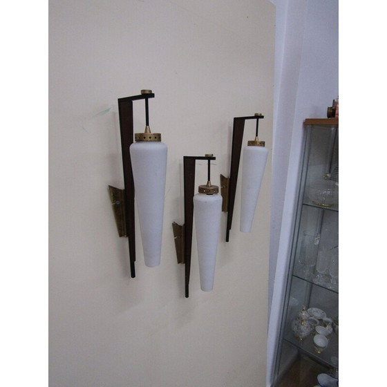 Image 1 of Ensemble de 3 lampes murales vintage en verre opale par Stilnovo