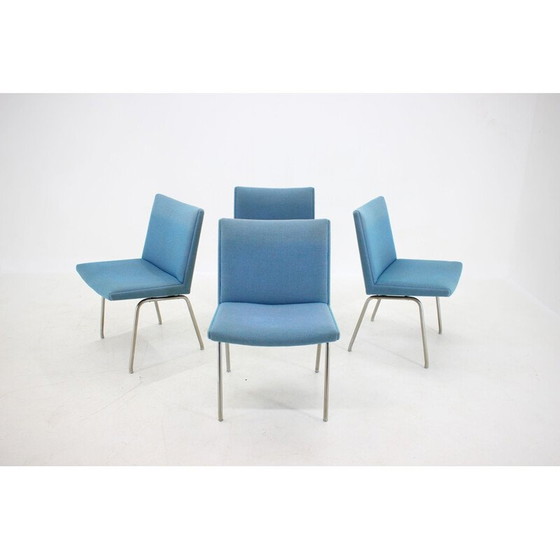 Image 1 of Ensemble de 4 chaises d'aéroport vintage par Hans J. Wegner pour A.P. Stolen, 1960